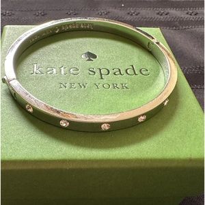 ♠️Kate Spade Silver Bangle Bracelet With Beautiful Crystals And Hinge♠️